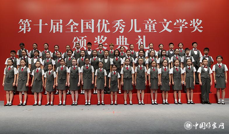 9月22日，第十屆全國優秀兒童文學獎頒獎典禮在北京舉行，中央少年廣播合唱團在現場演出