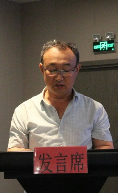 內蒙古翻譯家協會理事、新文藝群體代表席·照日格圖