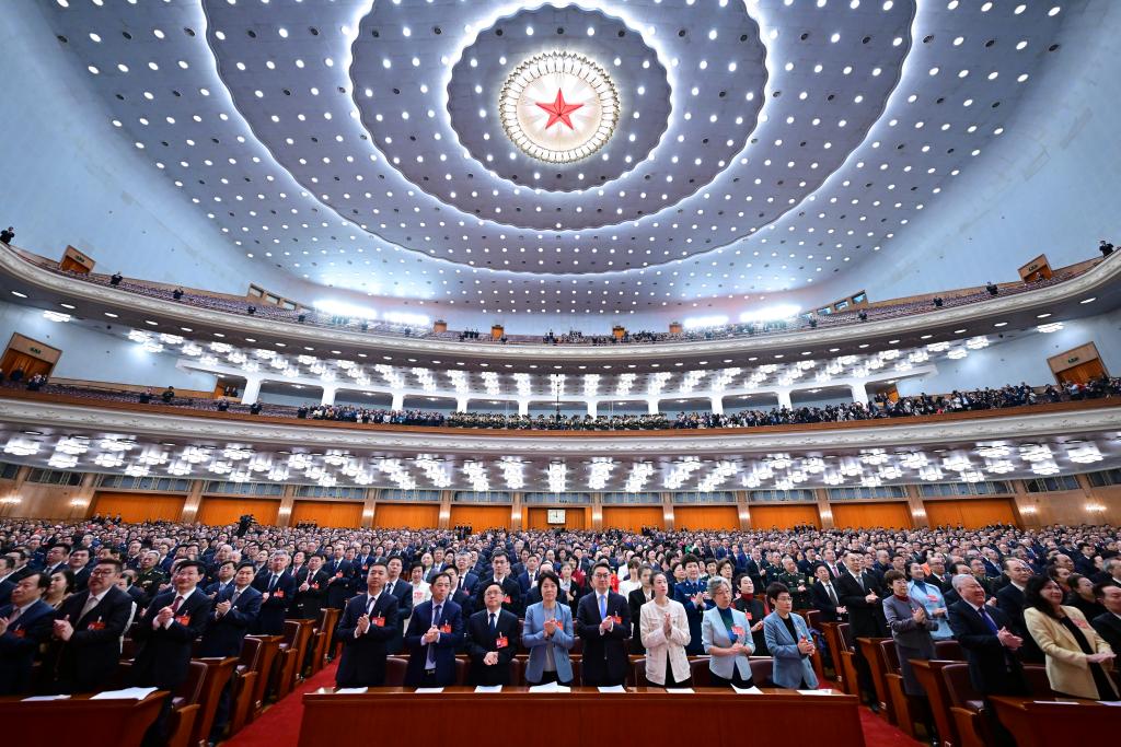 3月10日，中國人民政治協商會議第十四屆全國委員會第二次會議在北京人民大會堂舉行閉幕會。新華社記者 翟健嵐 攝