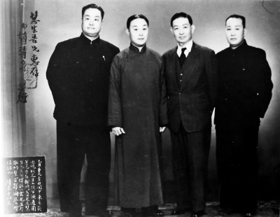 京劇“四大名旦”合影（左起：程硯秋、尚小云、梅蘭芳、荀慧生） 資料圖片