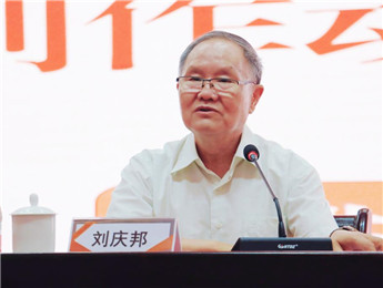 《花燈調》是我創作的理想，還是我人生的理想