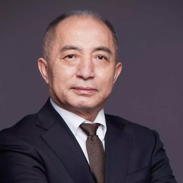 白冰  兒童文學作家、接力出版社總經理